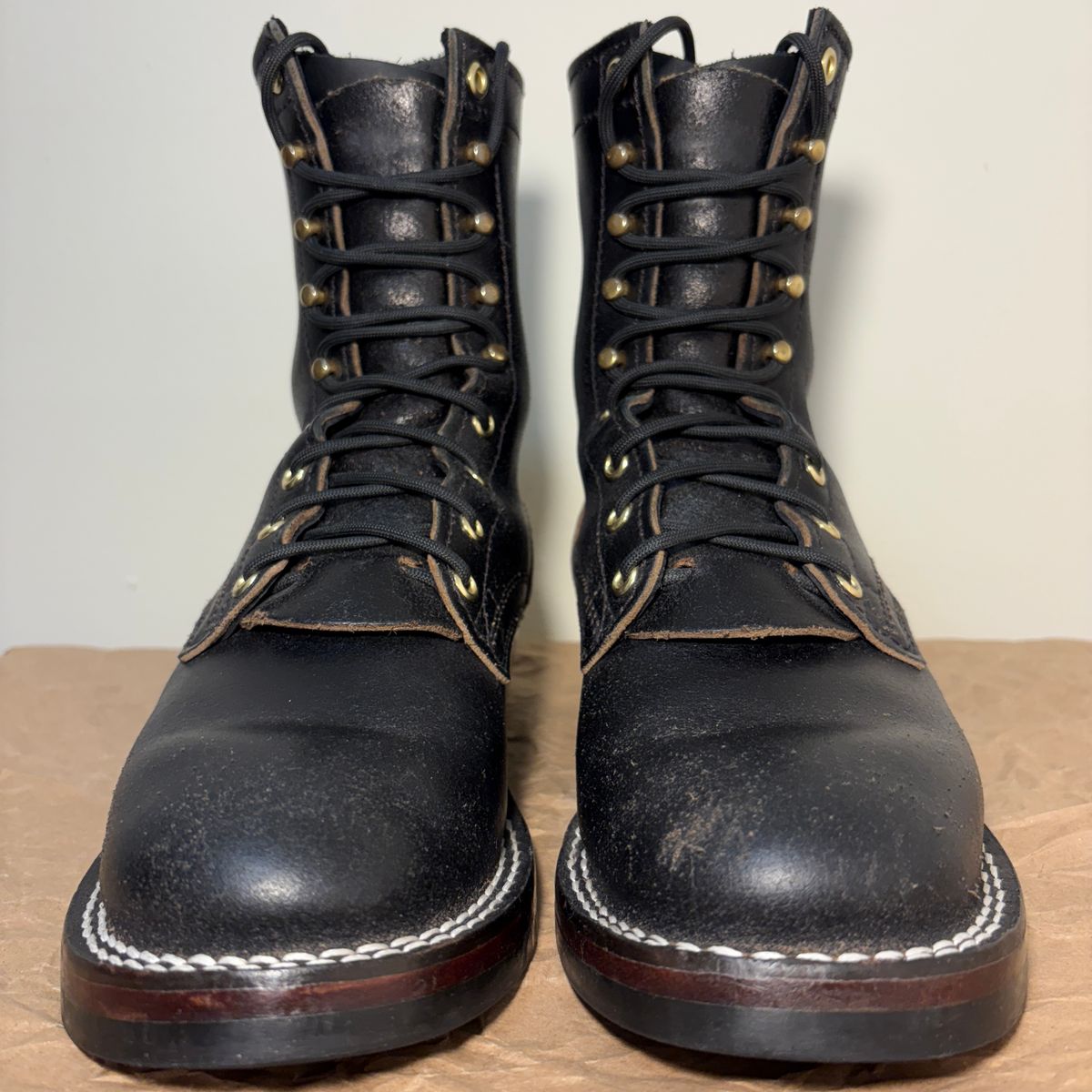 Photo by TastefulGent on March 2, 2026 of the Nicks MTO in Horween Black Waxed Flesh.