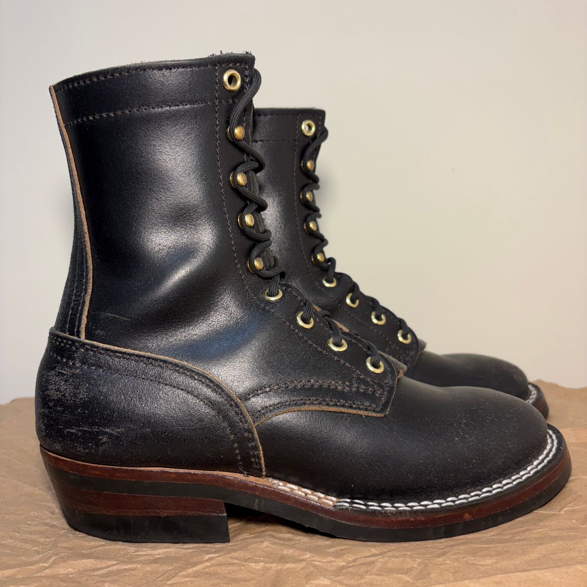 Photo by TastefulGent on March 2, 2026 of the Nicks MTO in Horween Black Waxed Flesh.
