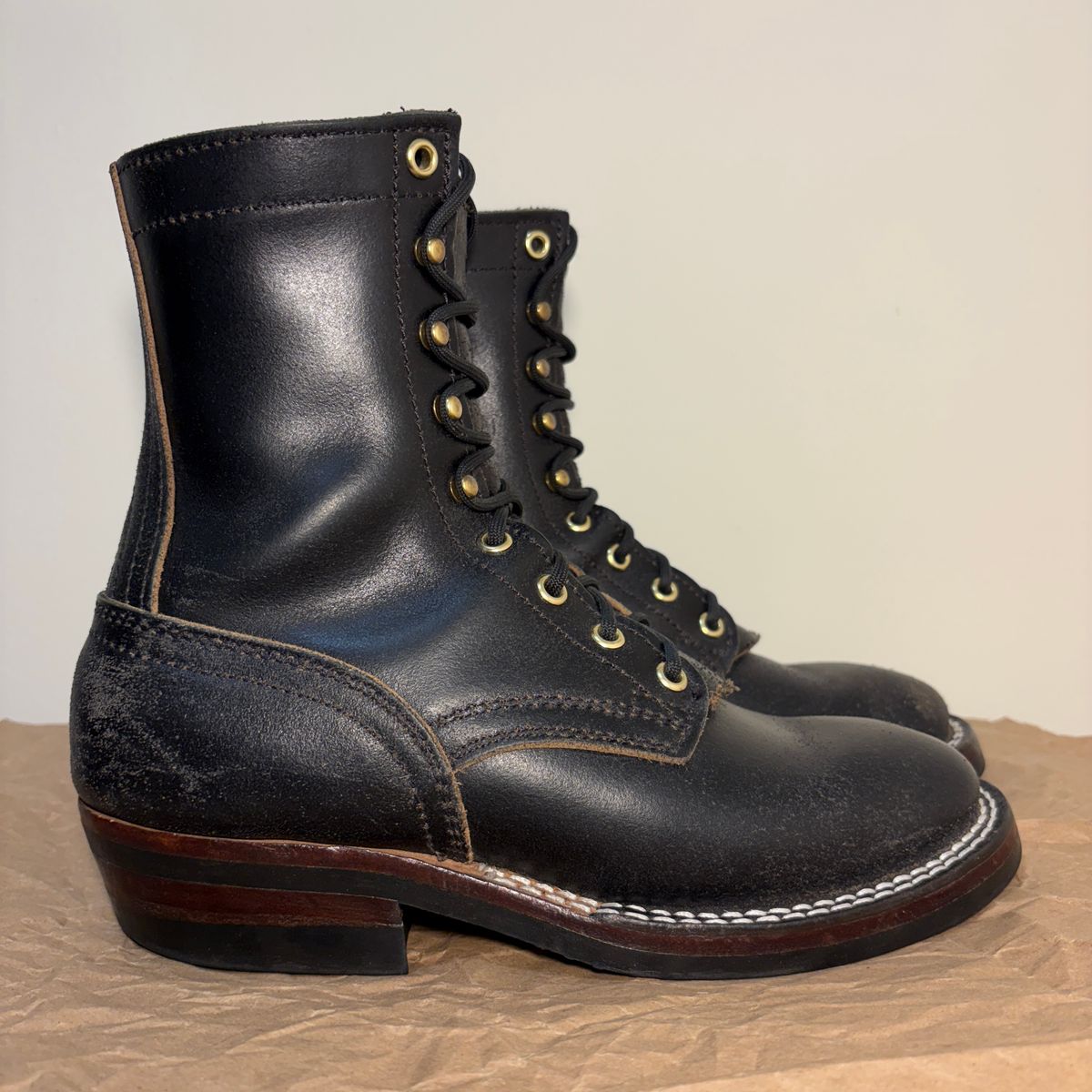 Photo by TastefulGent on April 5, 2026 of the Nicks MTO in Horween Black Waxed Flesh.