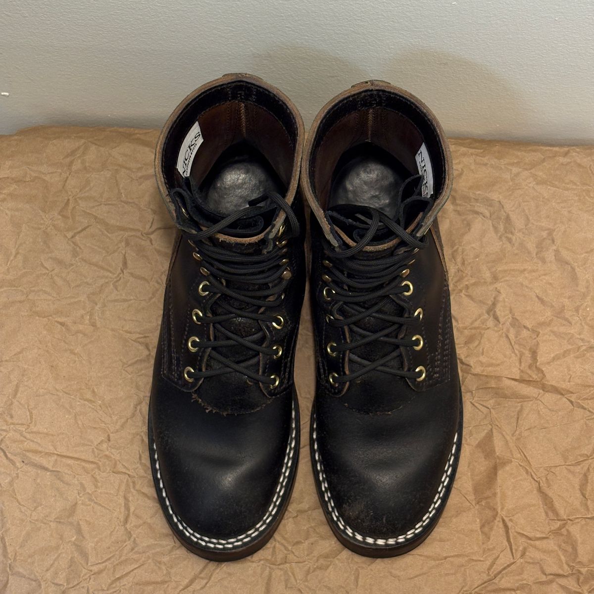 Photo by TastefulGent on April 5, 2026 of the Nicks MTO in Horween Black Waxed Flesh.