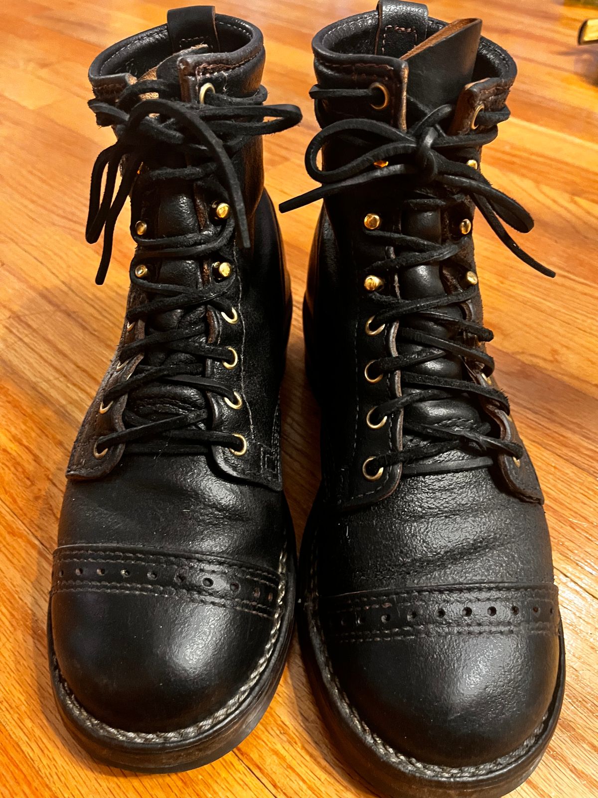 Photo by Kaz on May 18, 2025 of the Wesco Warren Boot in Horween Black Waxed Flesh.