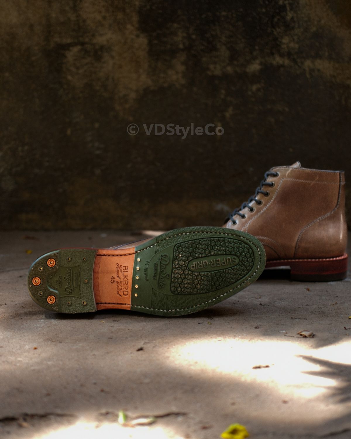 Photo by vishhh on May 24, 2026 of the Blkbrd Shoemaker Luchador Service Boot in Horween Natural Chromexcel.