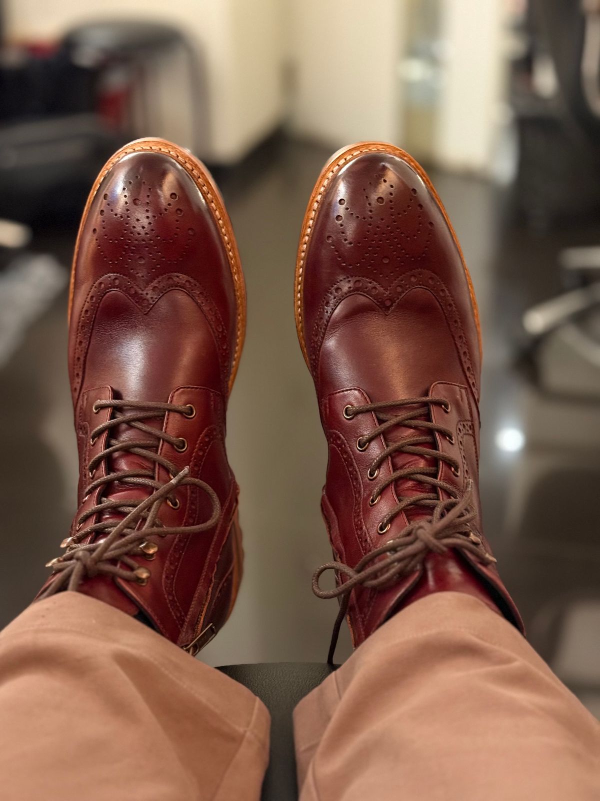 Photo by vishhh on September 19, 2025 of the Kozasko Goodyear Welted Burgundy Brogue Zipper Boot in 1.7mm Brown Oil Pull Up Leather.