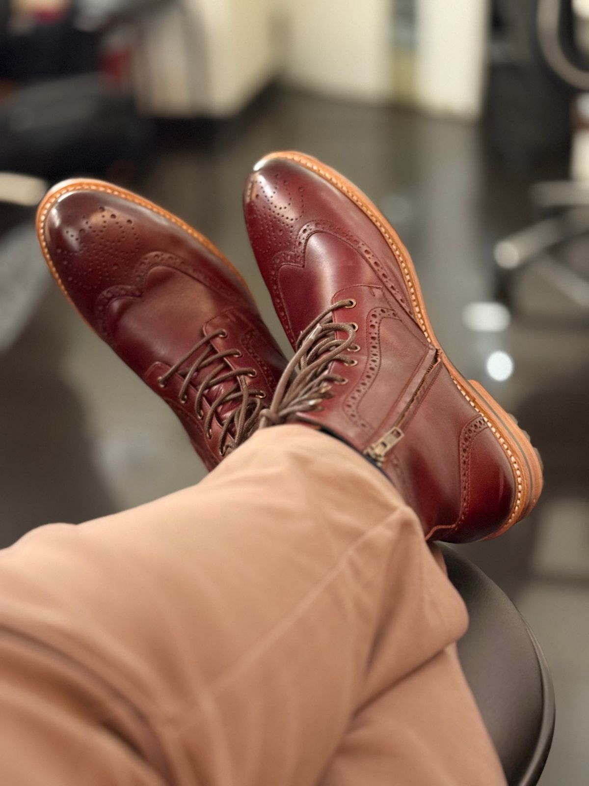 Photo by vishhh on September 19, 2025 of the Kozasko Goodyear Welted Burgundy Brogue Zipper Boot in 1.7mm Brown Oil Pull Up Leather.
