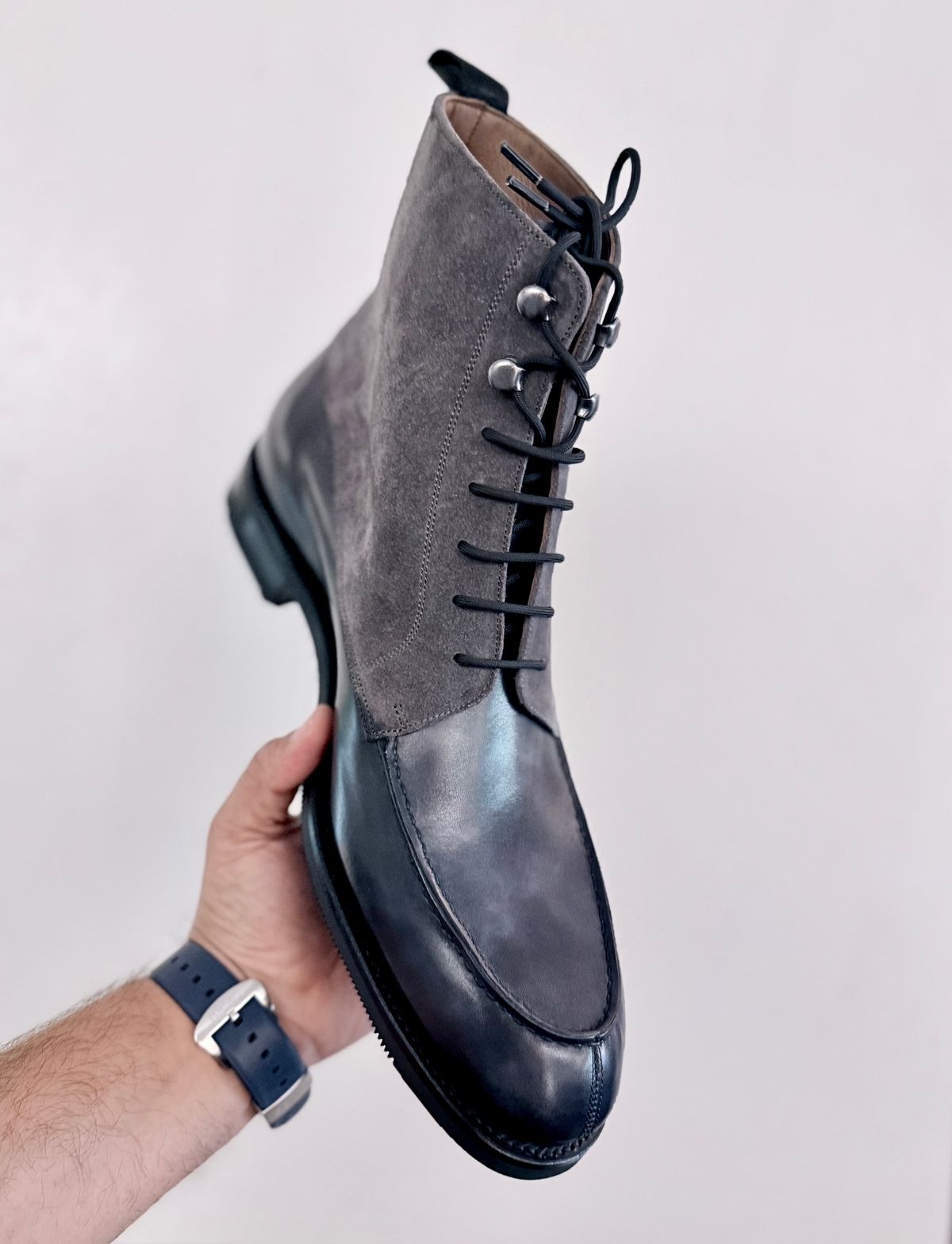 Photo by vishhh on January 30, 2026 of the Bridlen Moc Boots in C.F. Stead Fossil Suede & Black Museum Calf.