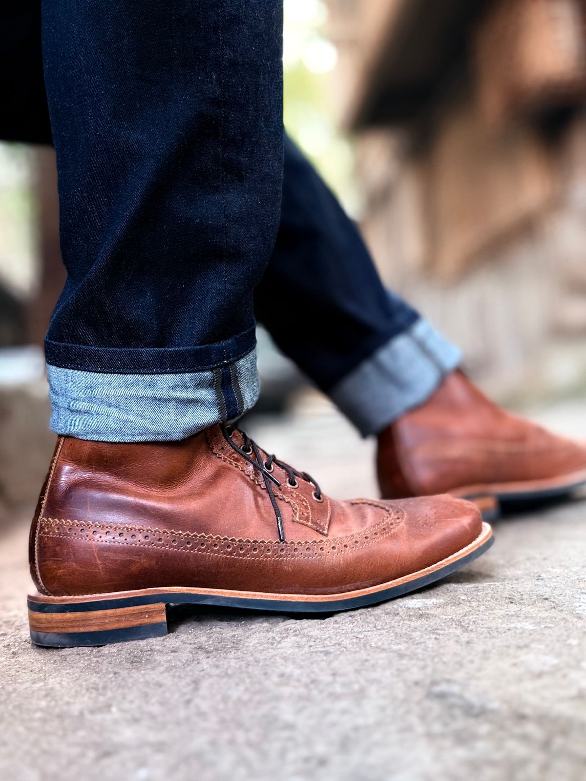 Photo by vishhh on November 28, 2025 of the Craft & Glory Craft & Glory / Long Wing Brogue- British Tan in Full Grain Waxed Water Buffalo.