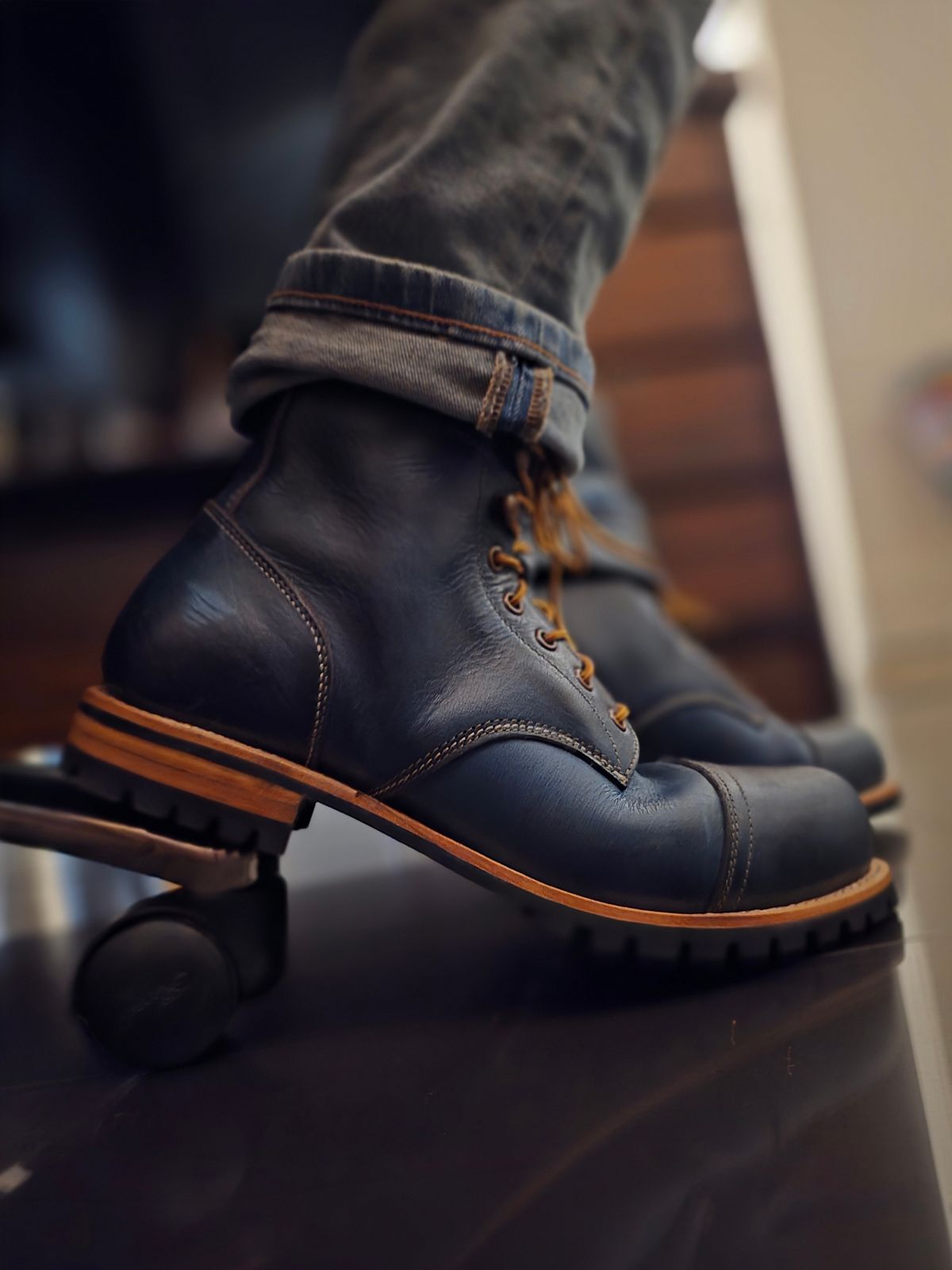 Photo by vishhh on September 10, 2025 of the Craft & Glory Craft & Glory / Rangers in Full Grain Waxed Water Buffalo & Double Wax Diesel Blue.