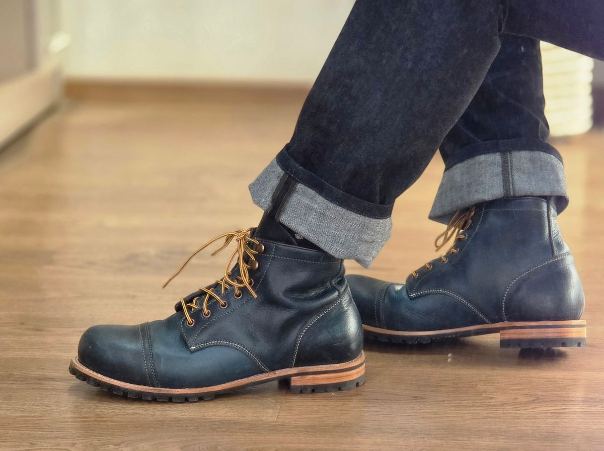 Photo by vishhh on September 14, 2025 of the Craft & Glory Craft & Glory / Rangers in Full Grain Waxed Water Buffalo & Double Wax Diesel Blue.