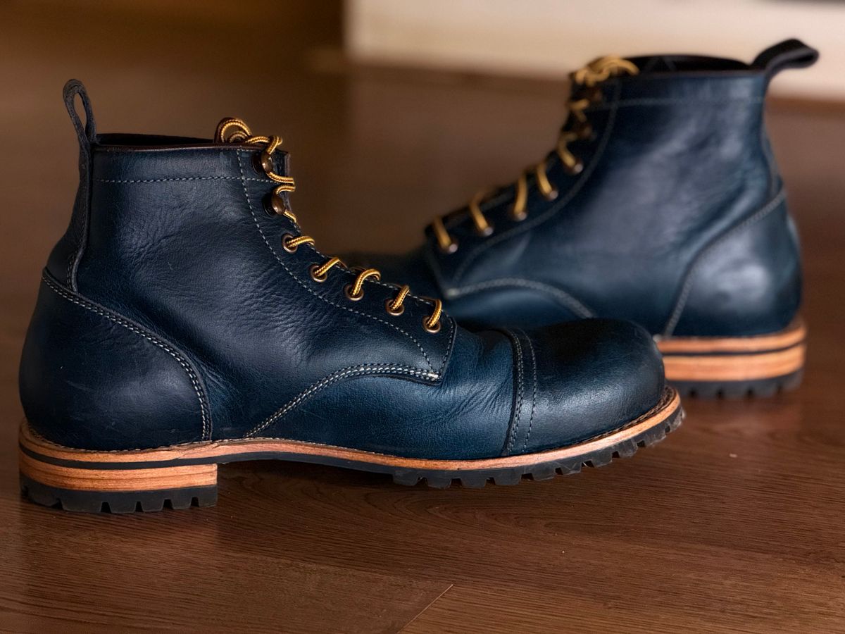 Photo by vishhh on September 23, 2025 of the Craft & Glory Craft & Glory / Rangers in Full Grain Waxed Water Buffalo & Double Wax Diesel Blue.