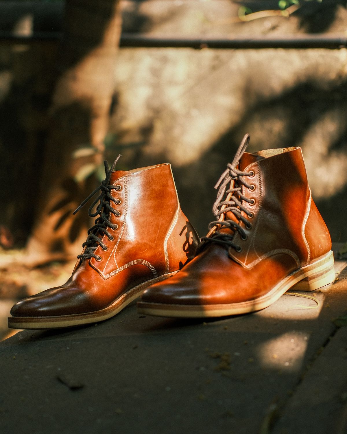 Photo by vishhh on December 13, 2025 of the Blkbrd Shoemaker Blkbrd Shoemaker / Boondockers in Maryam Toscanello TPR Horsebutt.