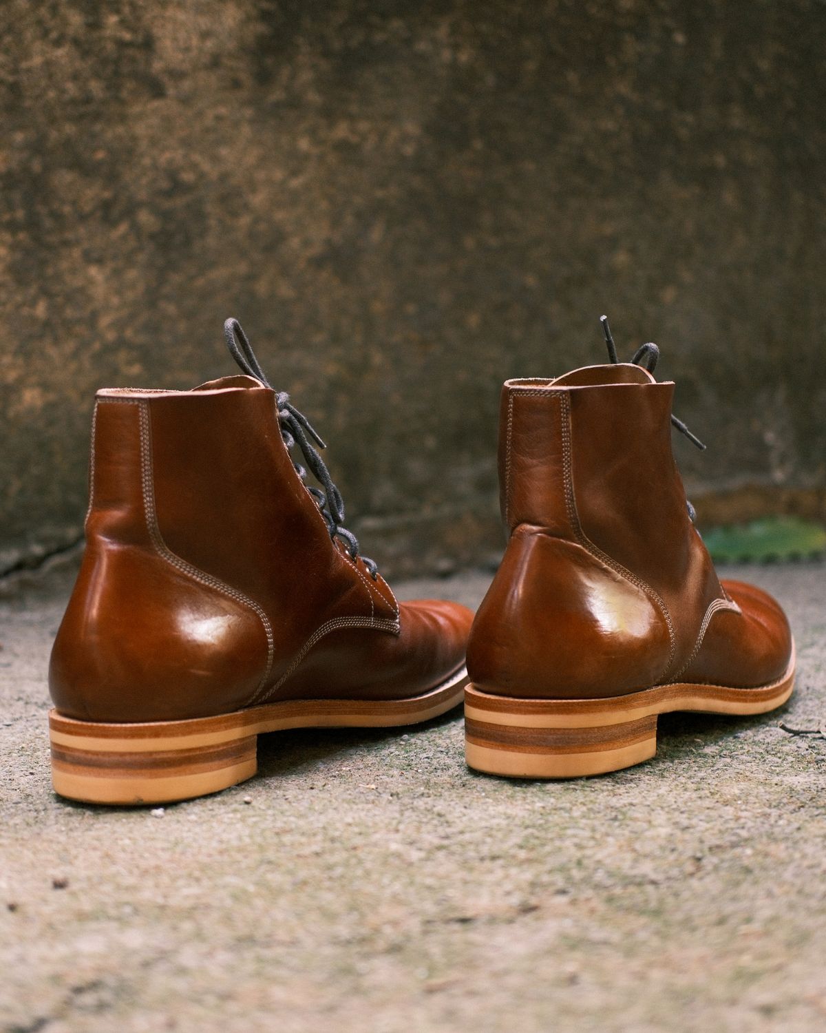 Photo by vishhh on December 13, 2025 of the Blkbrd Shoemaker Blkbrd Shoemaker / Boondockers in Maryam Toscanello TPR Horsebutt.