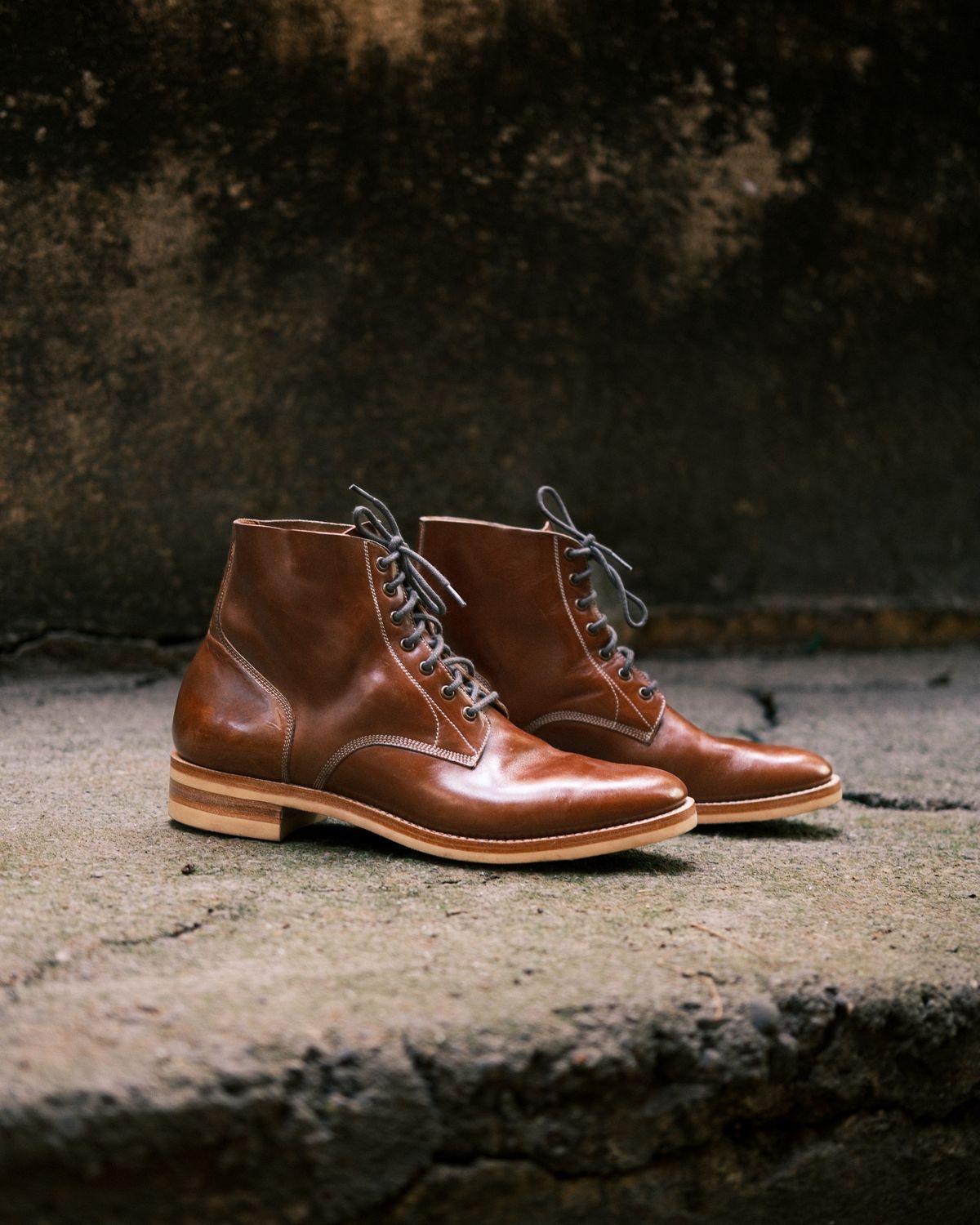 Photo by vishhh on December 13, 2025 of the Blkbrd Shoemaker Blkbrd Shoemaker / Boondockers in Maryam Toscanello TPR Horsebutt.