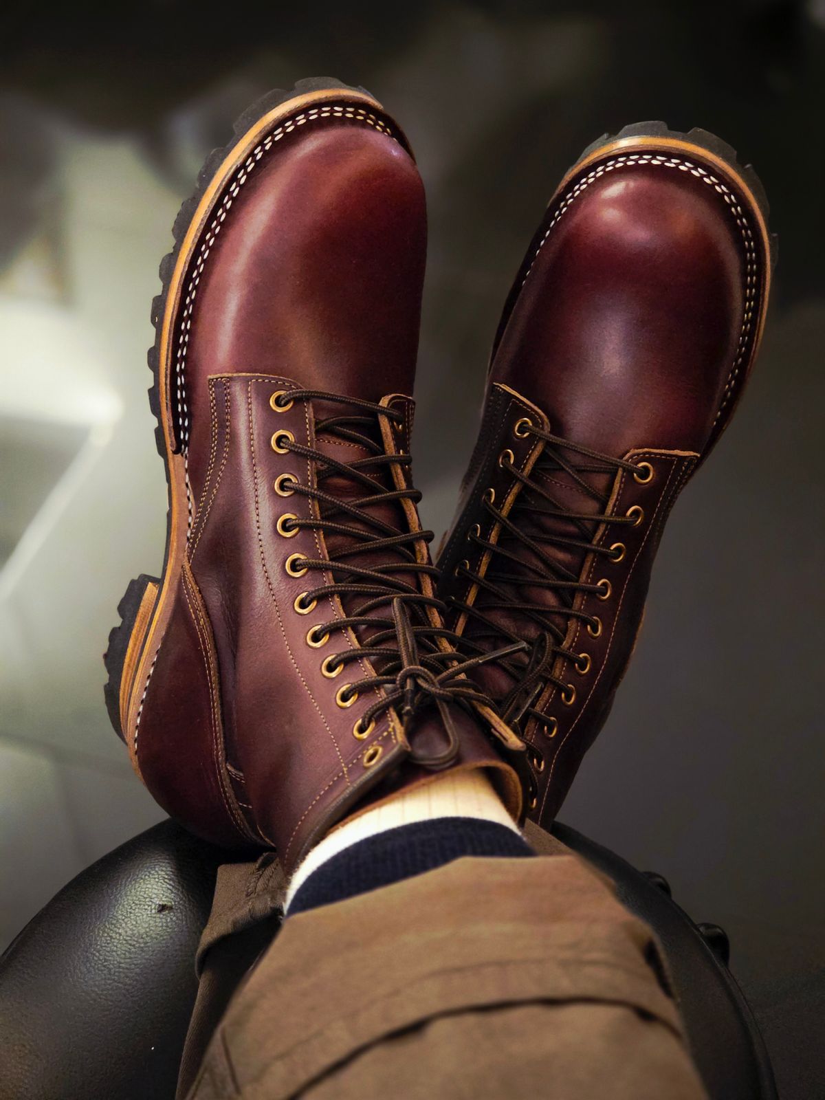 Photo by vishhh on November 3, 2025 of the Craft & Glory Craft & Glory / Trooper 8" Howreen Chromexcel no 8 in Horween Color 8 Chromexcel.