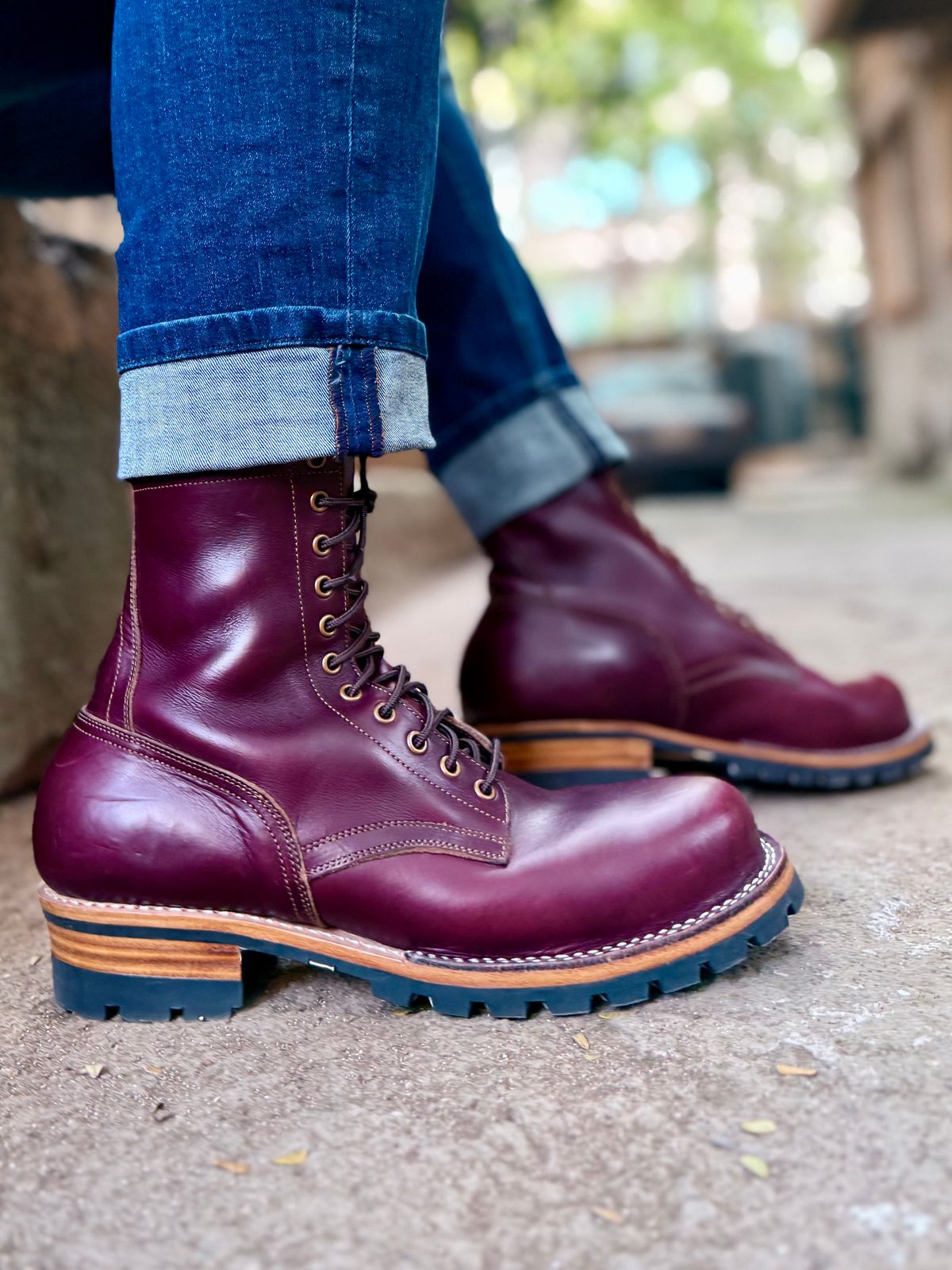 Photo by vishhh on November 25, 2025 of the Craft & Glory Craft & Glory / Trooper 8" Howreen Chromexcel no 8 in Horween Color 8 Chromexcel.