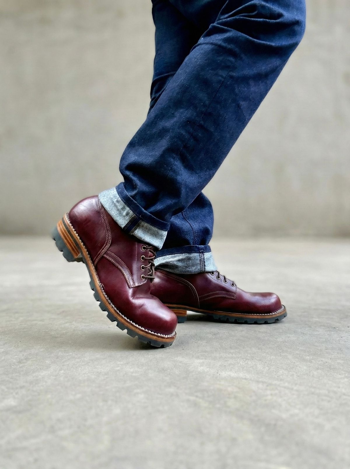 Photo by vishhh on January 23, 2026 of the Craft & Glory Craft & Glory / Trooper 8" Howreen Chromexcel no 8 in Horween Color 8 Chromexcel.