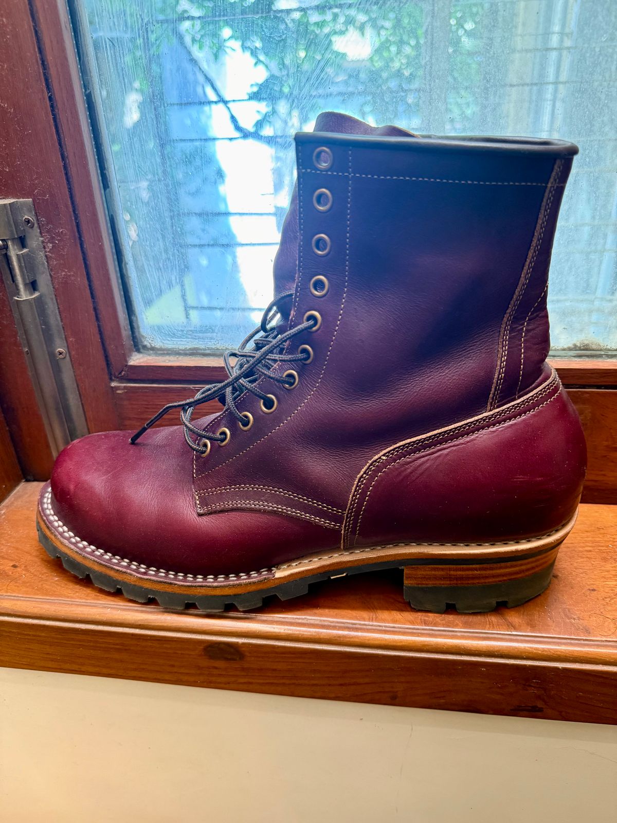 Photo by vishhh on March 15, 2026 of the Craft & Glory Craft & Glory / Trooper 8" Howreen Chromexcel no 8 in Horween Color 8 Chromexcel.
