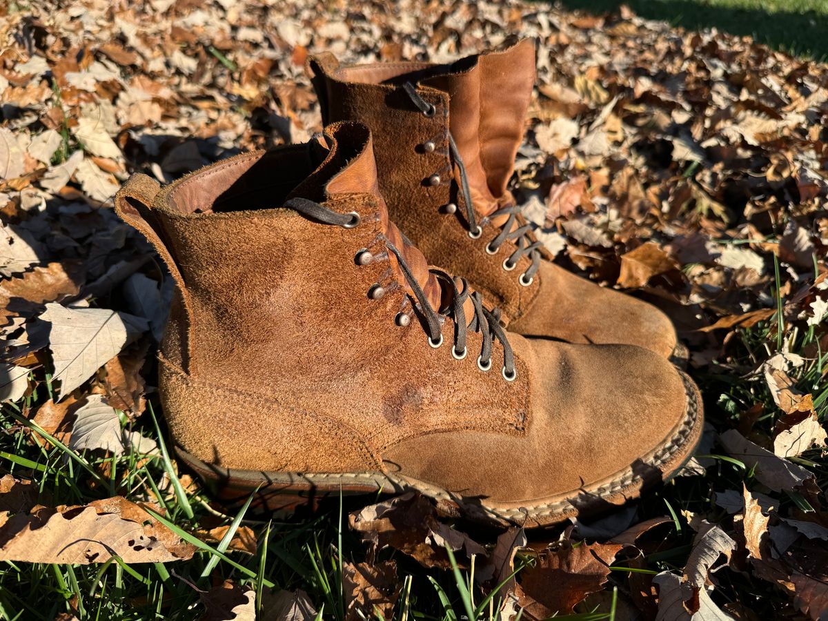 Photo by KingSprinkle on October 27, 2024 of the White's 350 Cruiser in Seidel Distressed Roughout.