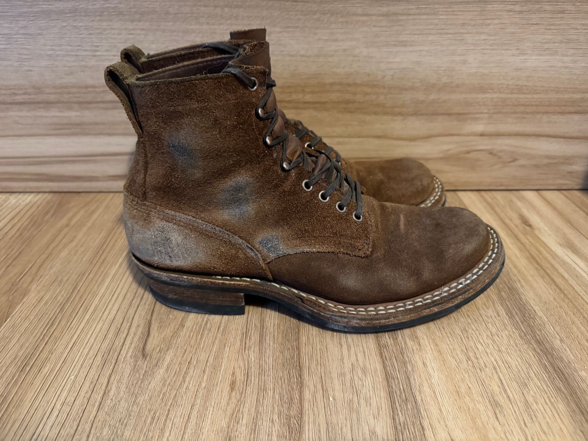 Photo by KingSprinkle on February 4, 2025 of the White's 350 Cruiser in Seidel Distressed Roughout.