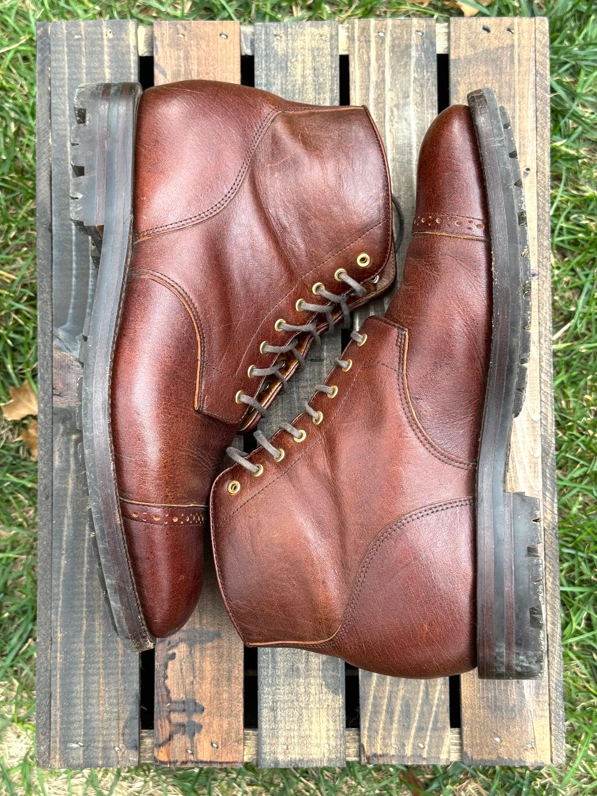 Photo by KingSprinkle on November 1, 2025 of the Grant Stone Garrison Boot in C.F. Stead Crimson Classic Kudu.