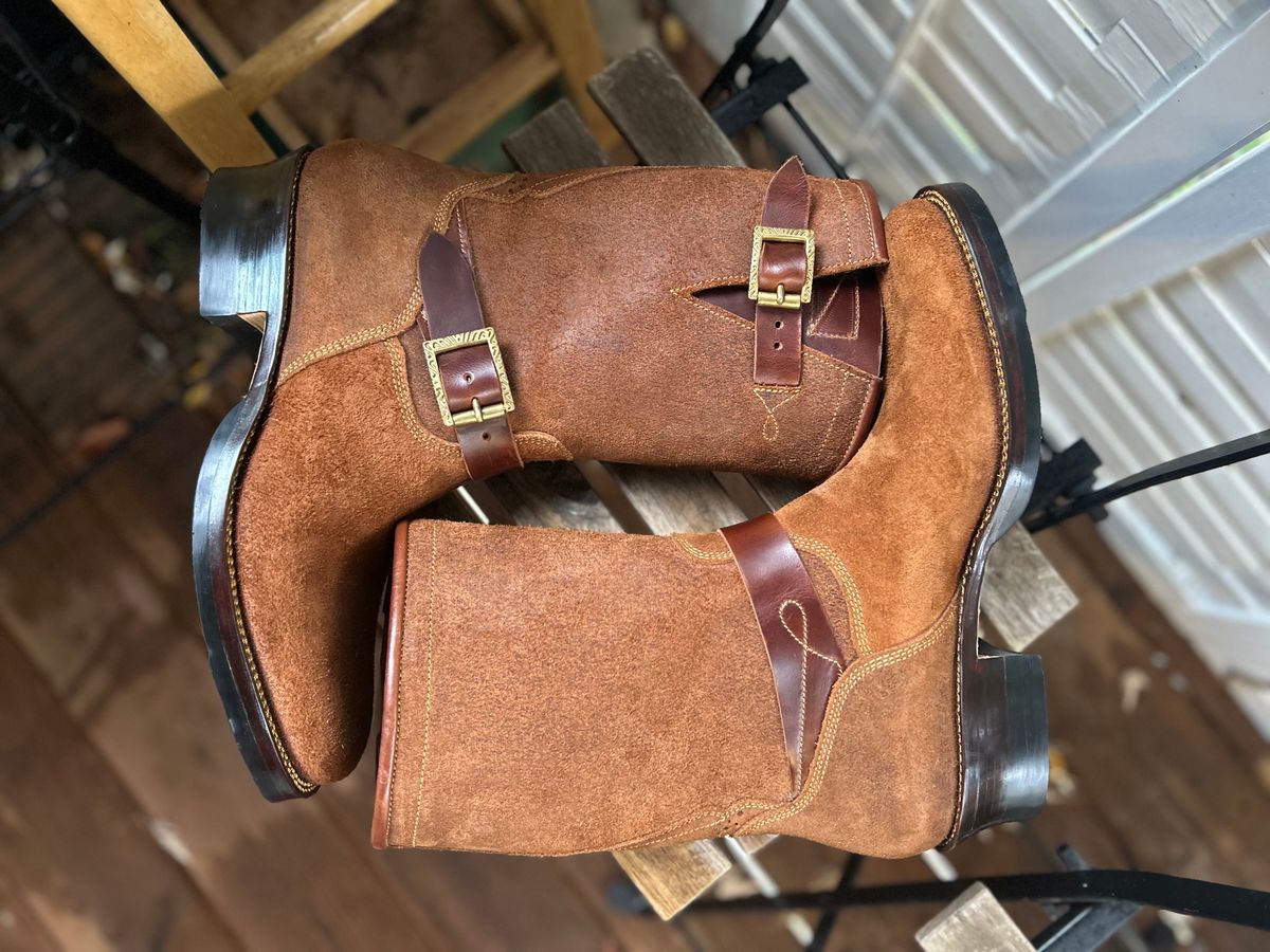 Photo by JonsBoots on November 1, 2025 of the Fortis Boots yudistira engineer boots in Indonesian Brown Roughout.