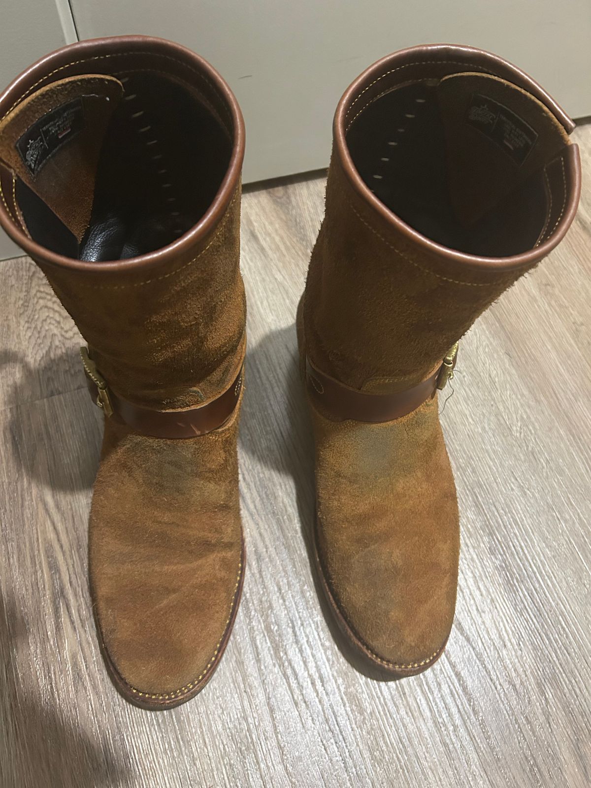 Photo by JonsBoots on January 6, 2026 of the Fortis Boots yudistira engineer boots in Indonesian Brown Roughout.