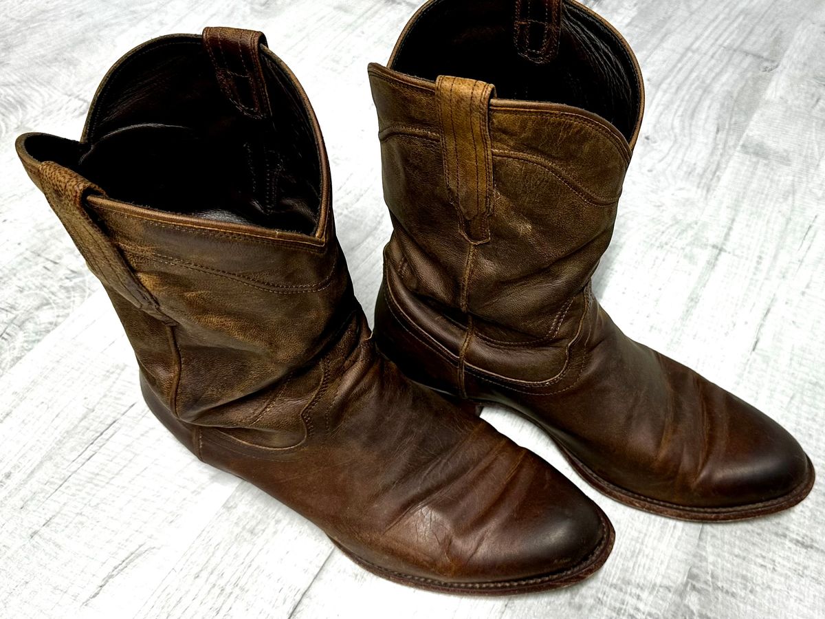 Photo by conora on December 25, 2025 of the Tecovas The Earl in Cafe Goat.