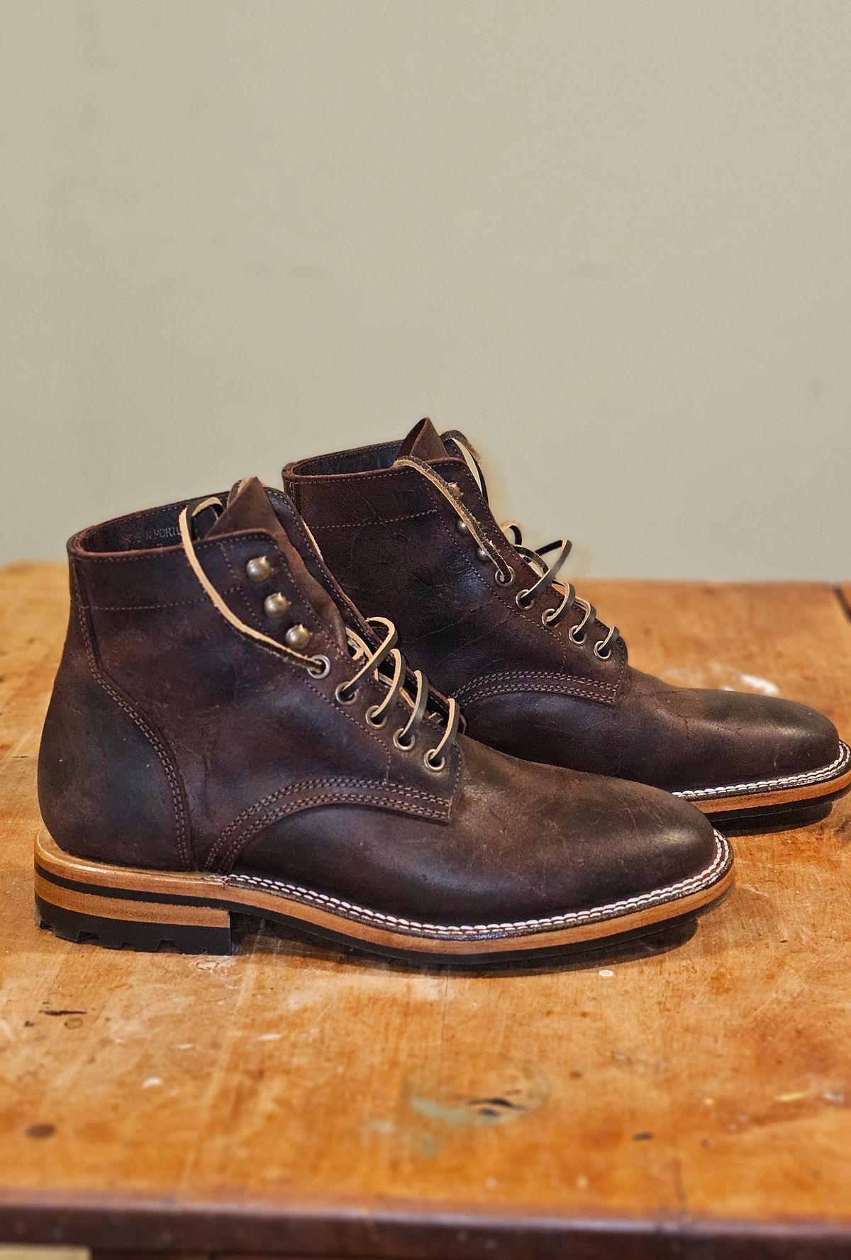 Photo by Sudden_Security_5871 on November 5, 2025 of the Parkhurst The Allen in Parkhurst / C.F. Stead Inferno Rambler.