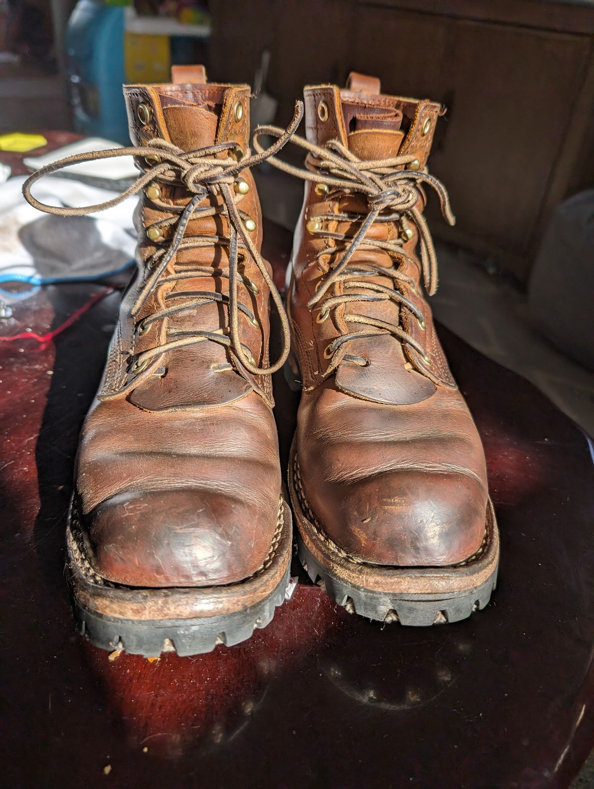 Photo by N.E._bootenthusiast on March 12, 2024 of the Nicks Urban Drifter in Horween Orange Predator.