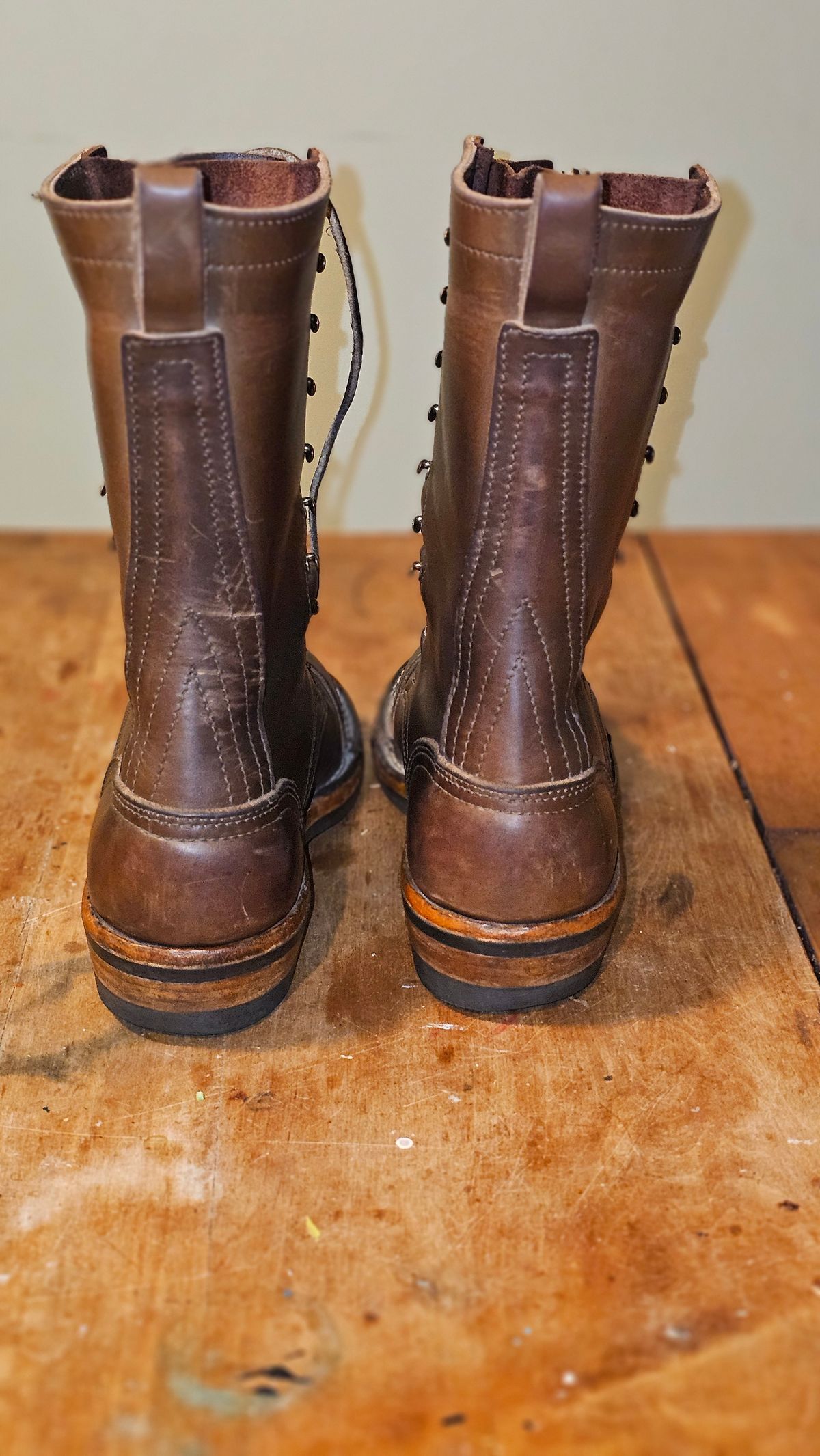 Photo by Sudden_Security_5871 on November 4, 2025 of the Nicks Lace Up Heritage in Horween British Tan Chromexcel.