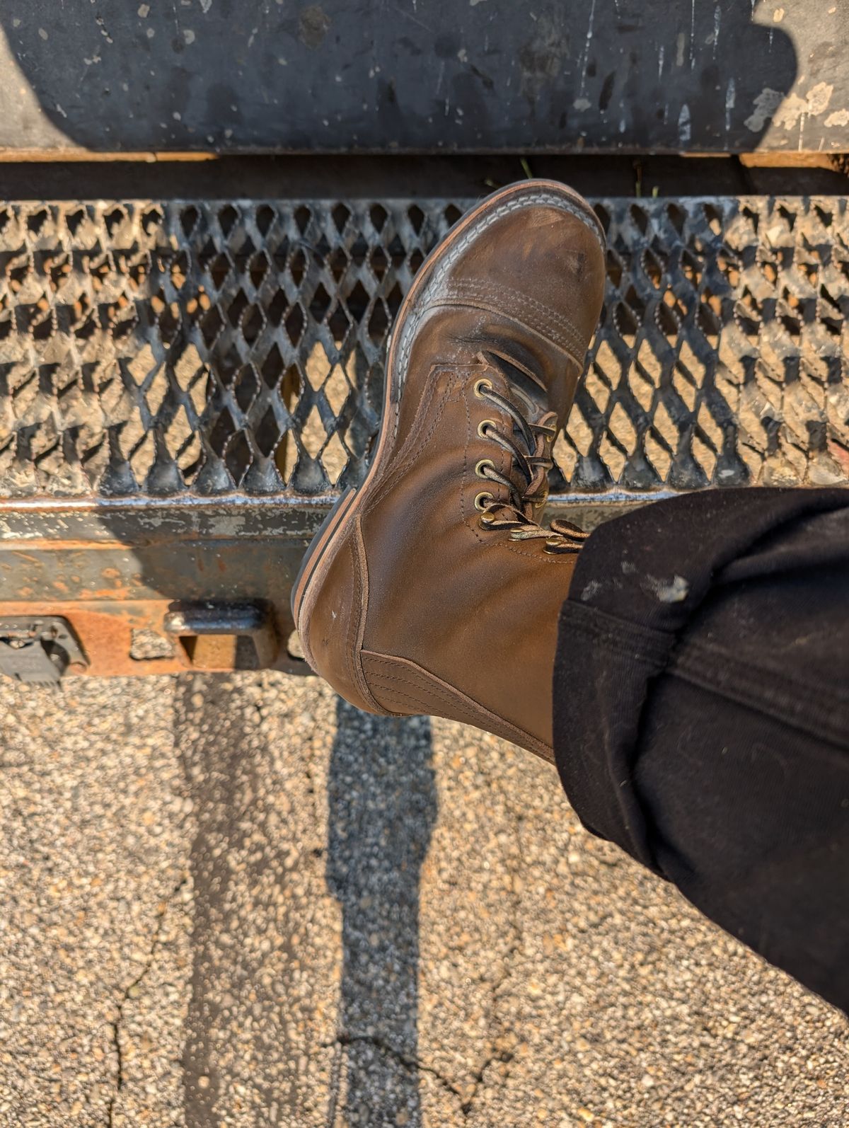 Photo by N.E._bootenthusiast on November 4, 2024 of the Nicks Lace Up Heritage in Horween British Tan Chromexcel.