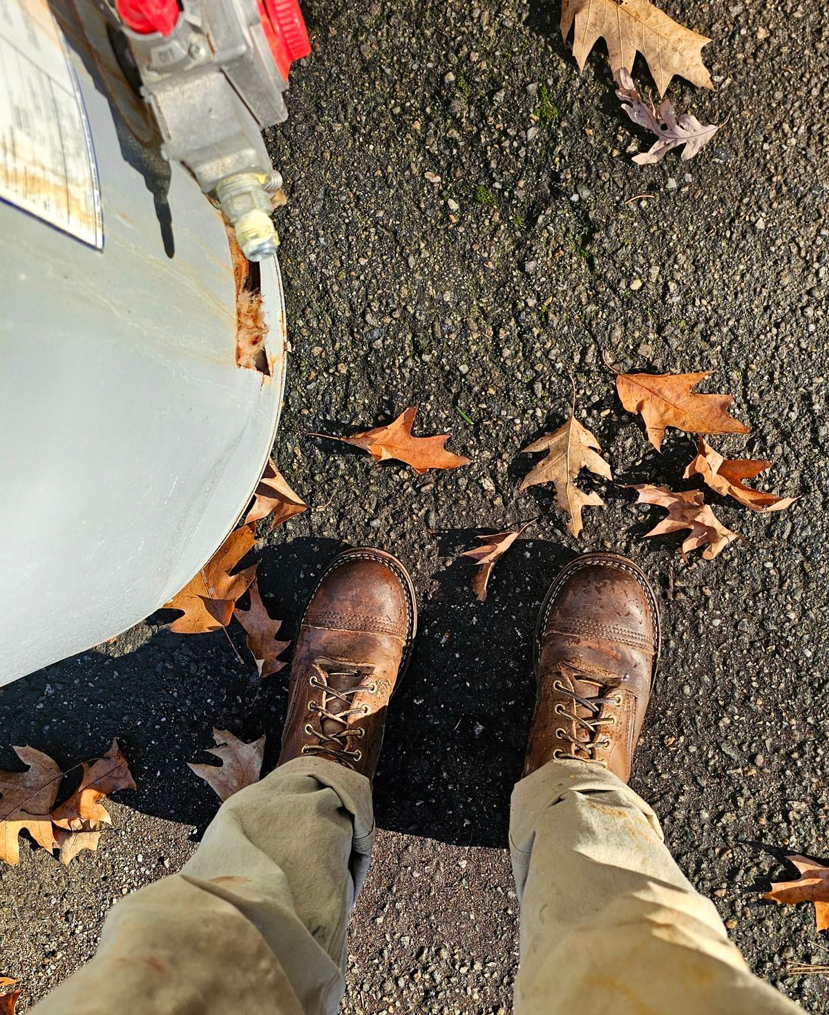 Photo by N.E._bootenthusiast on October 31, 2024 of the Nicks Lace Up Heritage in Horween British Tan Chromexcel.