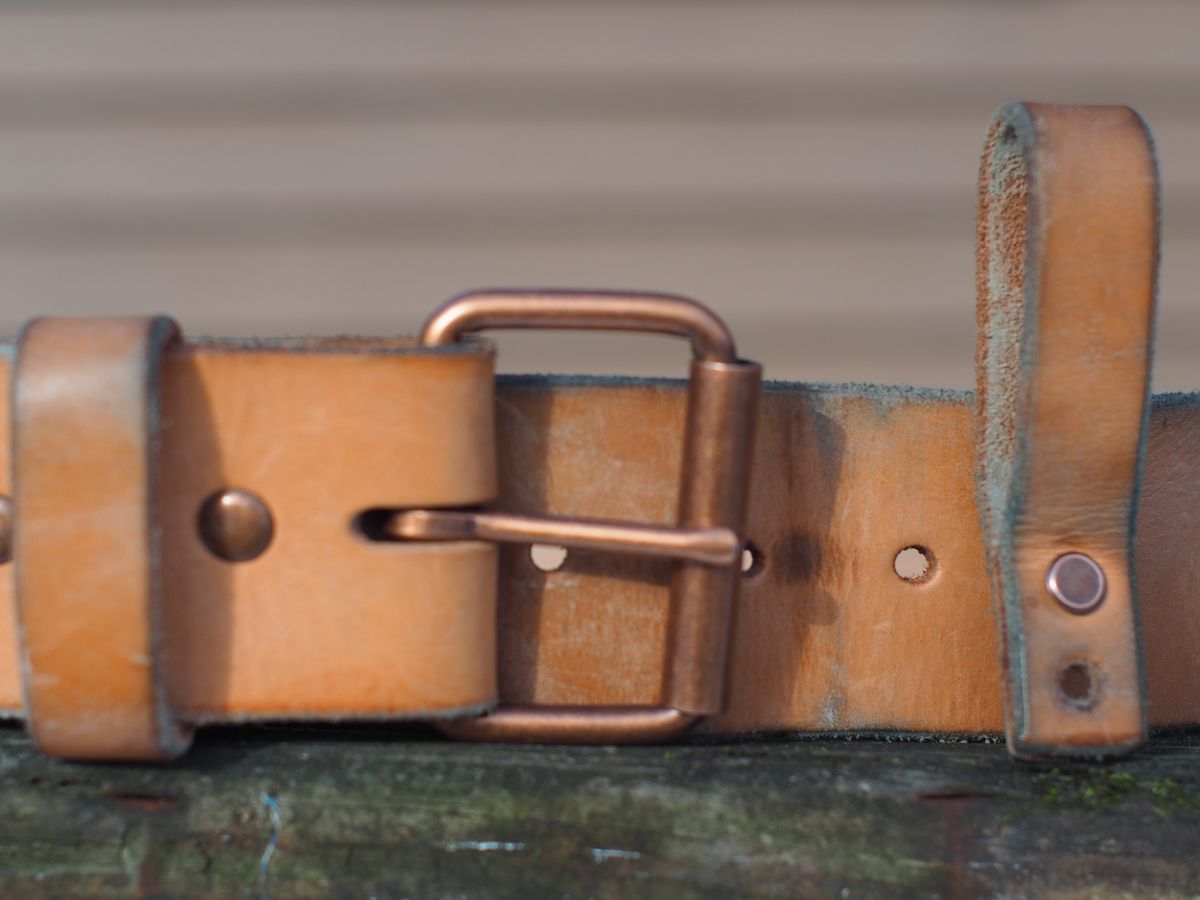 Photo by Themachinehasnobrain on January 4, 2026 of the MadrigalLeatherUSA Belt in Unknown Natural Veg Tan.