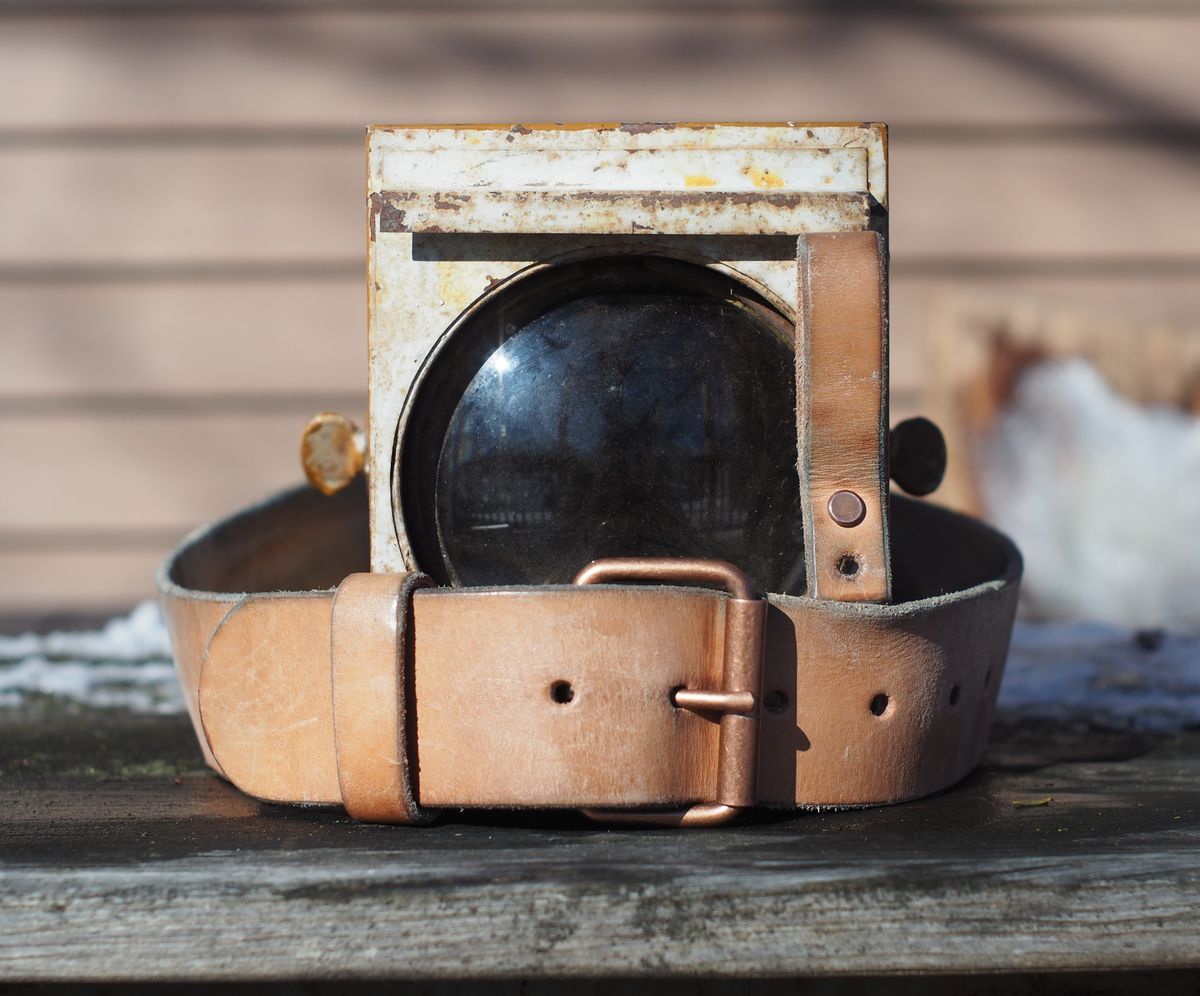 Photo by Themachinehasnobrain on February 2, 2026 of the MadrigalLeatherUSA Belt in Unknown Natural Veg Tan.