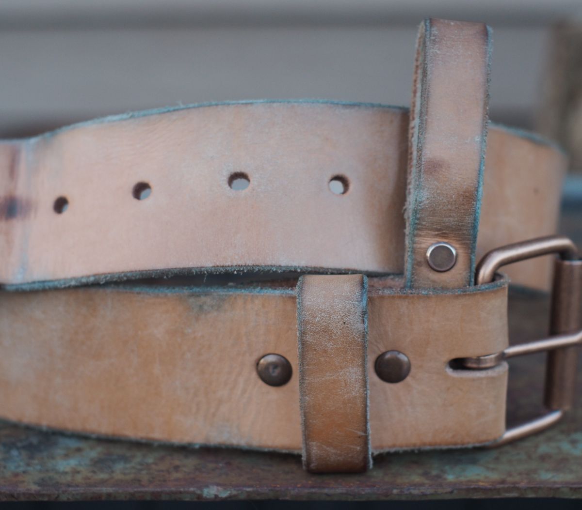 Photo by Themachinehasnobrain on February 28, 2026 of the MadrigalLeatherUSA Belt in Unknown Natural Veg Tan.