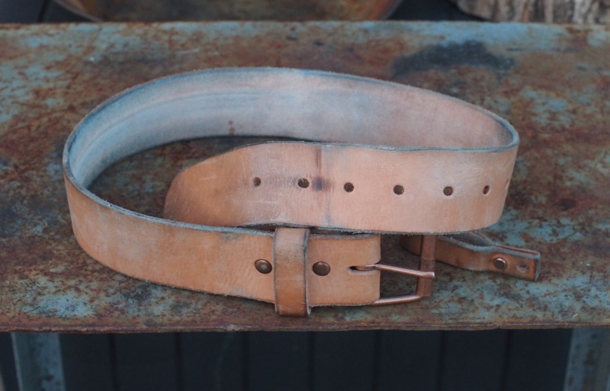 Photo by Themachinehasnobrain on February 28, 2026 of the MadrigalLeatherUSA Belt in Unknown Natural Veg Tan.