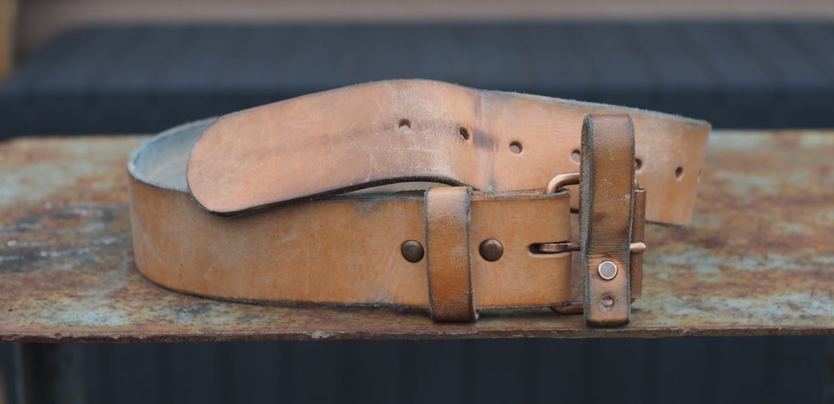 Photo by Themachinehasnobrain on April 5, 2026 of the MadrigalLeatherUSA Belt in Unknown Natural Veg Tan.