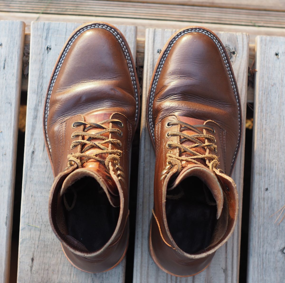 Photo by Themachinehasnobrain on December 1, 2025 of the Parkhurst The Allen in Italpel Caramel Veg Tan.