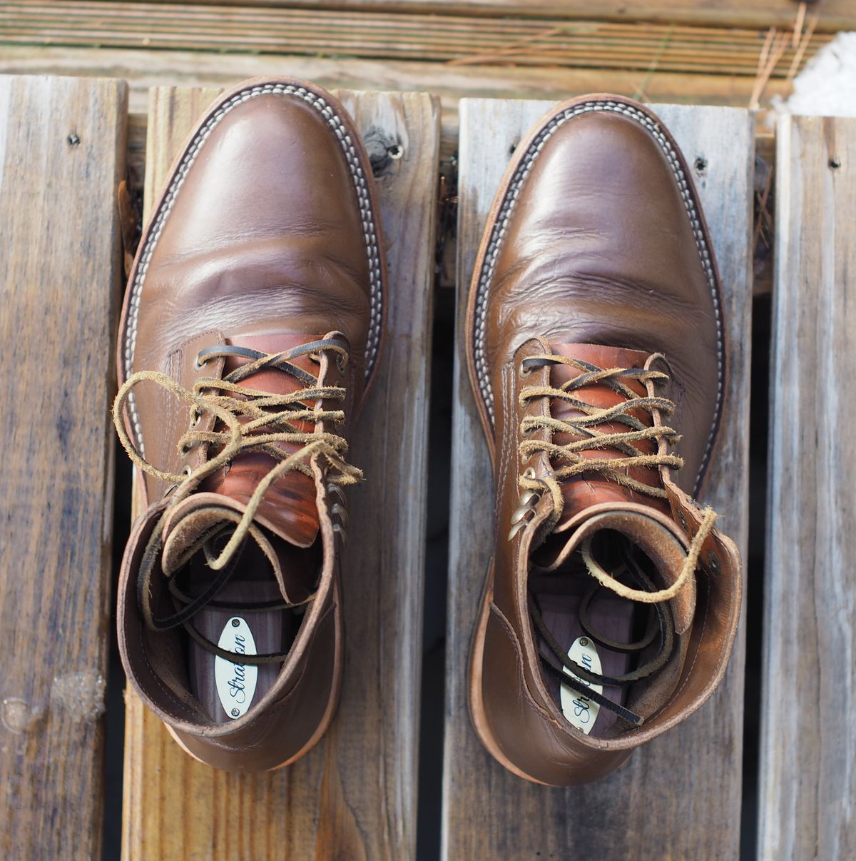 Photo by Themachinehasnobrain on January 4, 2026 of the Parkhurst The Allen in Italpel Caramel Veg Tan.