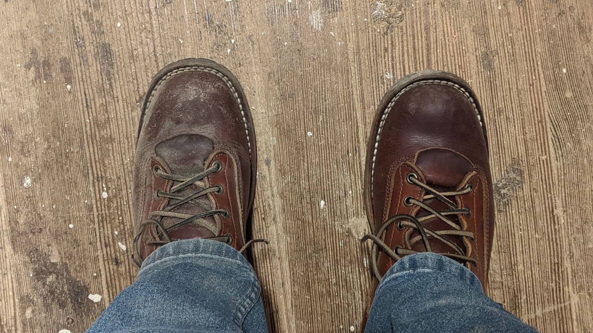 Photo by evsnova74 on February 16, 2025 of the Frank's Boots Front Range in Wickett & Craig Chestnut English Bridle.