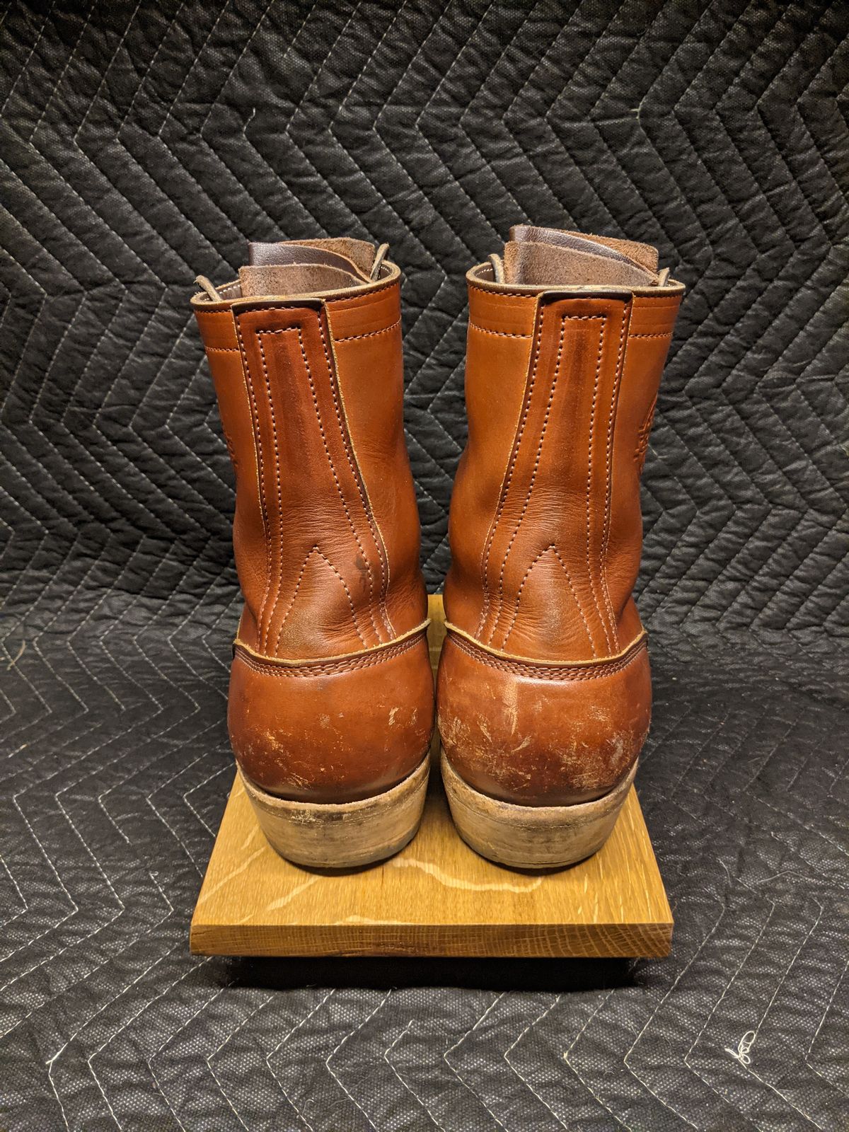 Photo by evsnova74 on March 2, 2025 of the Frank's Boots Front Range in Wickett & Craig Chestnut English Bridle.