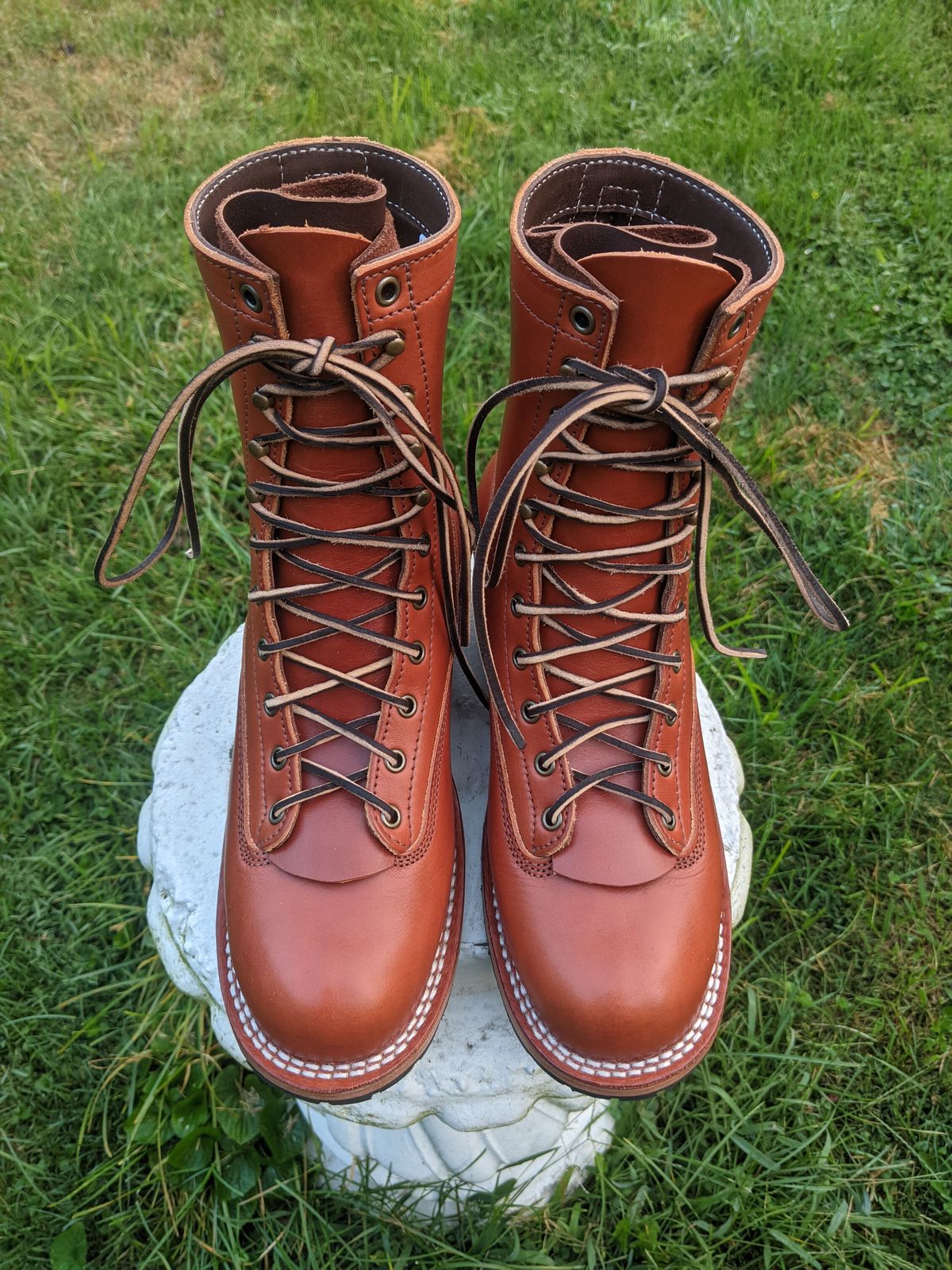 Photo by evsnova74 on August 23, 2024 of the Frank's Boots Front Range in Wickett & Craig Chestnut English Bridle.