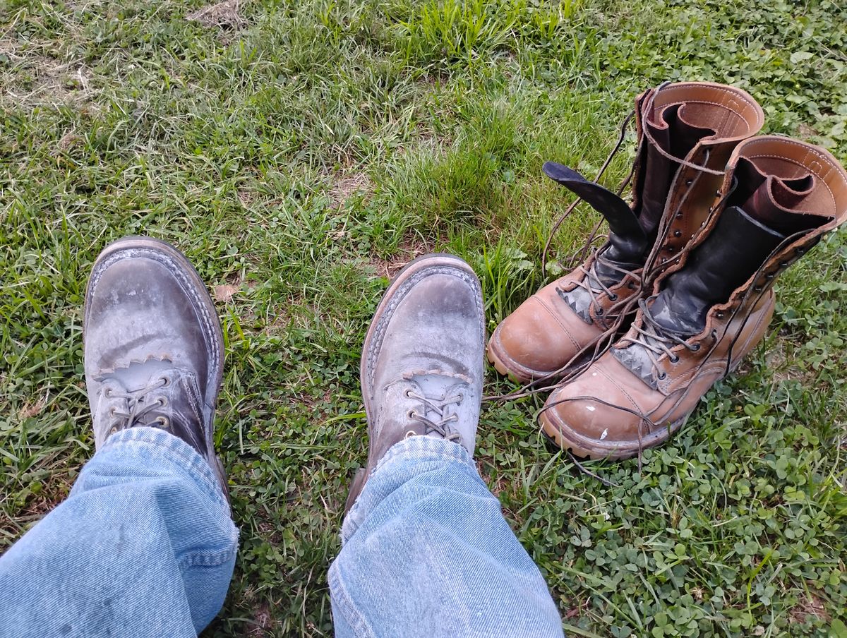 Photo by evsnova74 on August 27, 2025 of the Frank's Boots Type 2 Highlander in Seidel Tan Teton.
