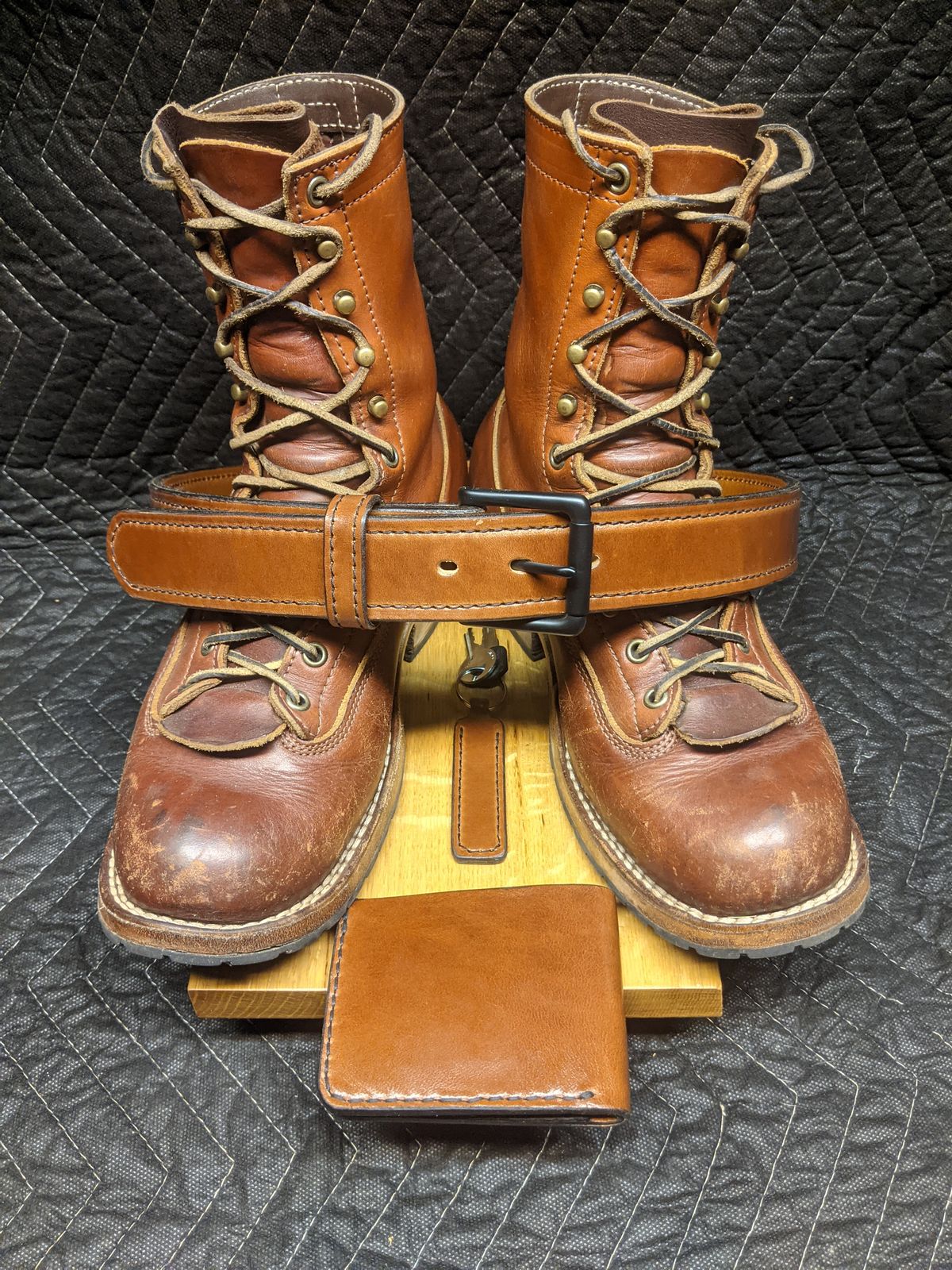 Photo by evsnova74 on October 1, 2025 of the Frank's Boots Front Range in Wickett & Craig Chestnut English Bridle.