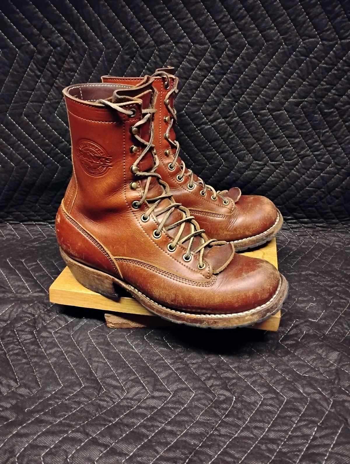 Photo by evsnova74 on December 1, 2025 of the Frank's Boots Front Range in Wickett & Craig Chestnut English Bridle.