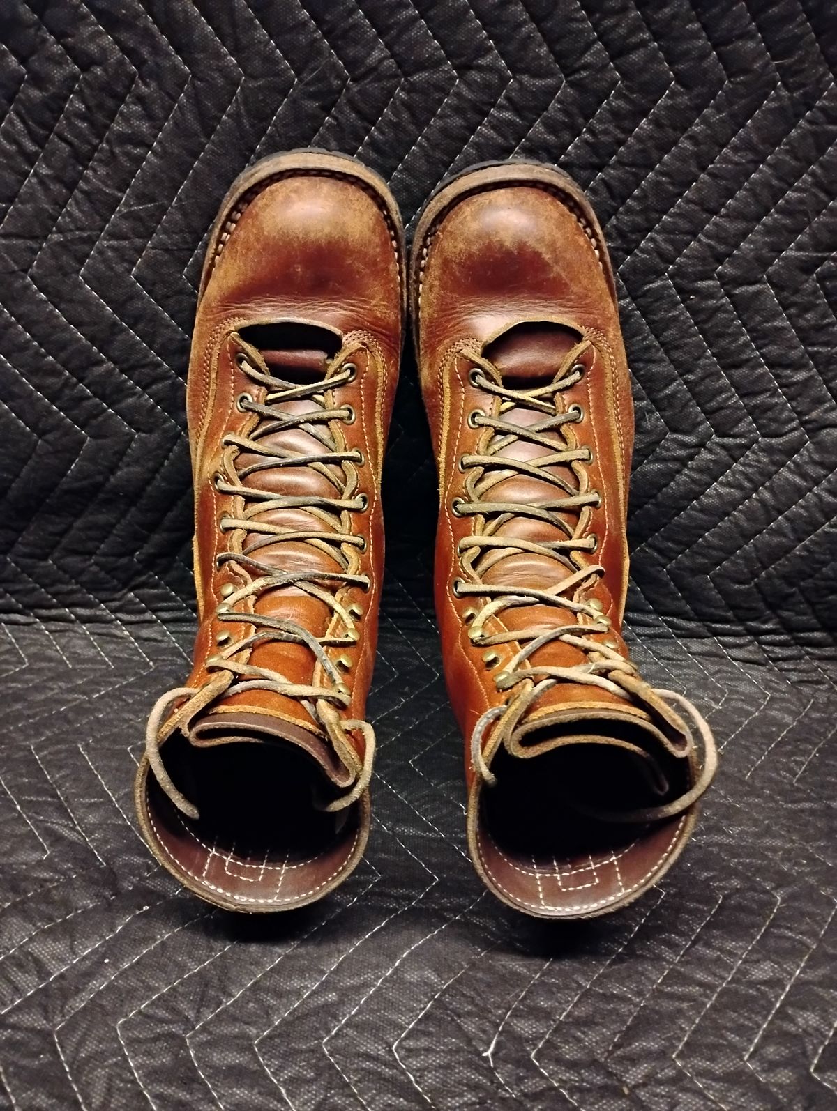 Photo by evsnova74 on December 1, 2025 of the Frank's Boots Front Range in Wickett & Craig Chestnut English Bridle.