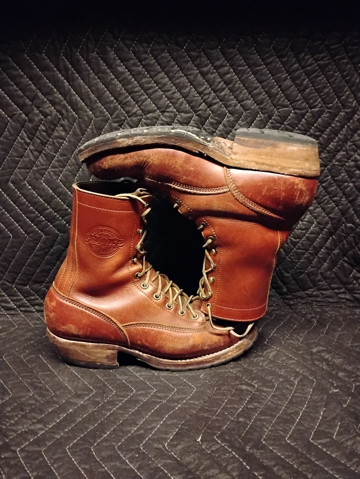 Photo by evsnova74 on February 2, 2026 of the Frank's Boots Front Range in Wickett & Craig Chestnut English Bridle.