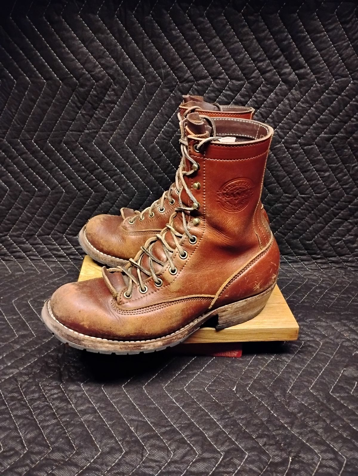 Photo by evsnova74 on March 2, 2026 of the Frank's Boots Front Range in Wickett & Craig Chestnut English Bridle.