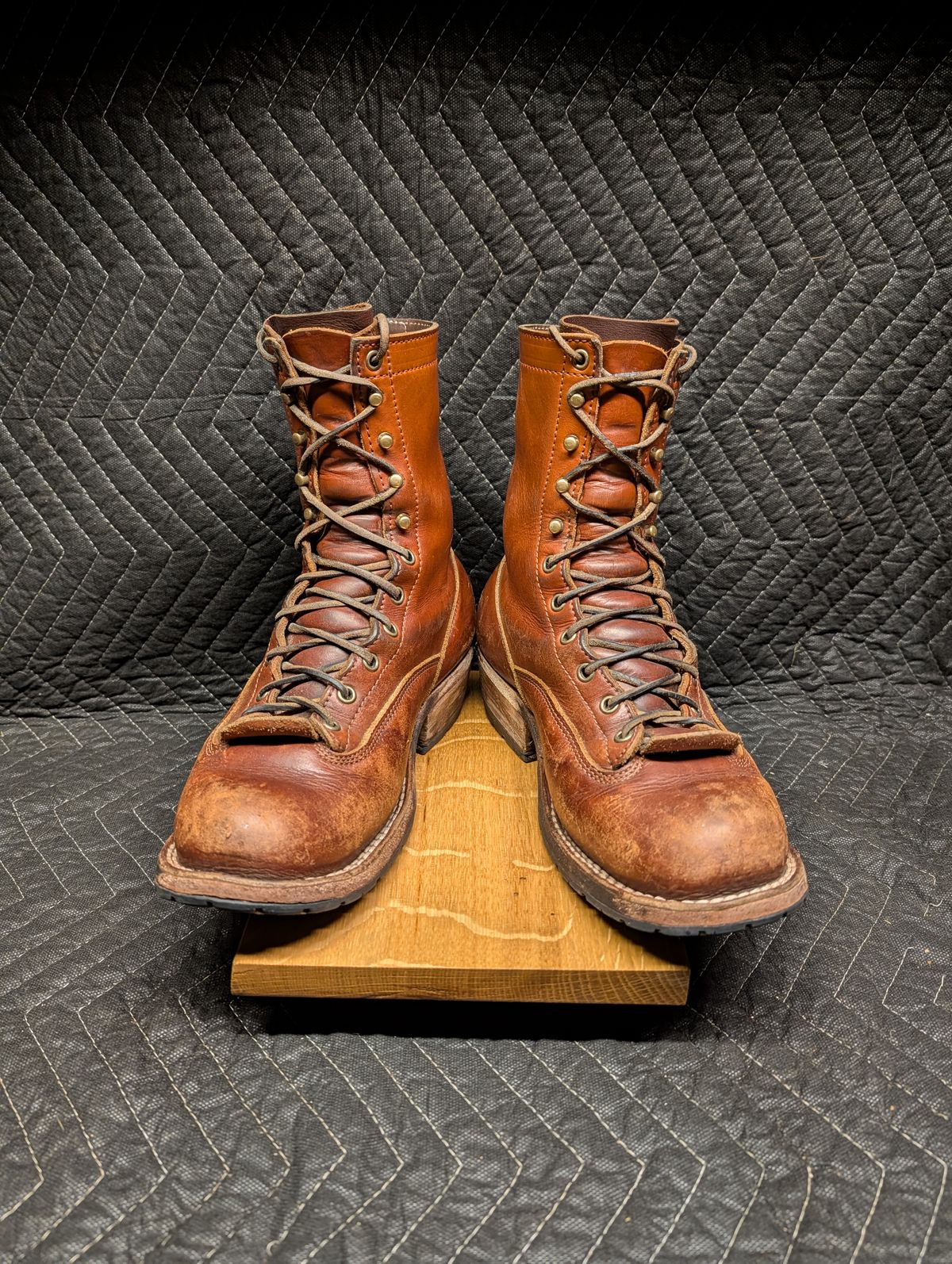 Photo by evsnova74 on April 6, 2026 of the Frank's Boots Front Range in Wickett & Craig Chestnut English Bridle.