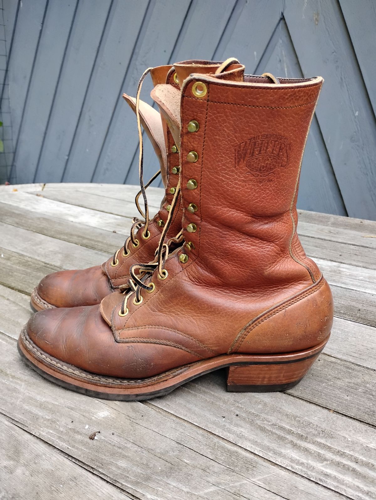 Photo by evsnova74 on July 8, 2025 of the White's Packer in Seidel Red Dog Oil Tan.