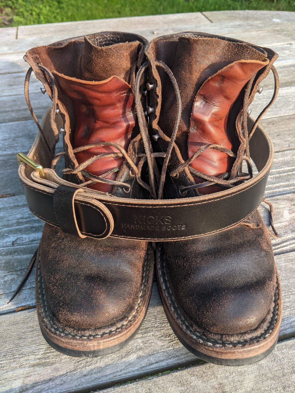 Photo by evsnova74 on May 19, 2025 of the White's 350 Cruiser in Horween Dark Brown Waxed Flesh.